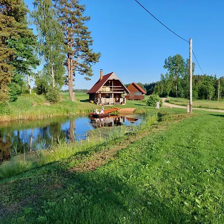 Mesikamaee Puhkemaja * Põlva