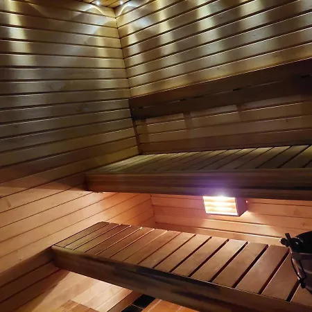 Mesikamaee Puhkemaja * Põlva