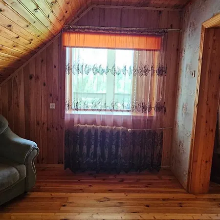 Mesikamaee Puhkemaja * Põlva